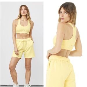 ALO Yoga Accolade Sweat Short size L